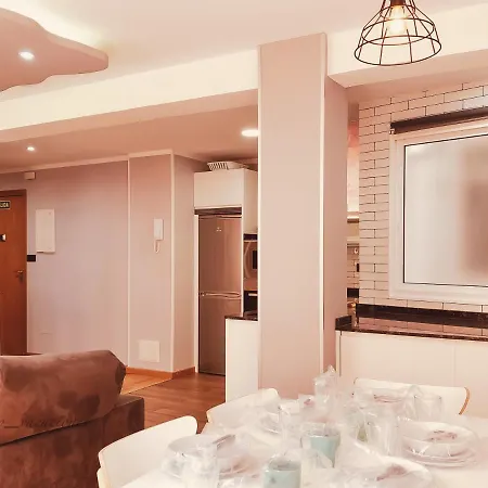 Romil 26 Urban Retreat By Vigovacaciones *